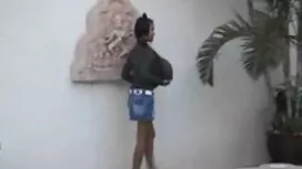 Vrlo prsata zečica m ...