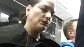 Trudna djevojka anim ...