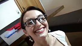 Plavuša pleše stript ...