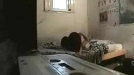 Mlada pička jebena i ...